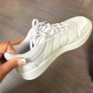 adidas men 8.5 white sneaker